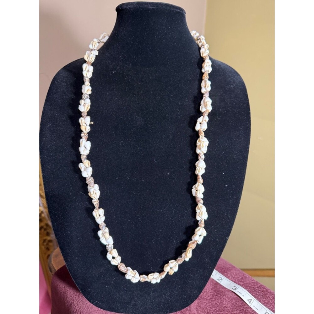 Vintage Natural White and Cream Sea Shell Cluster Bead Necklace